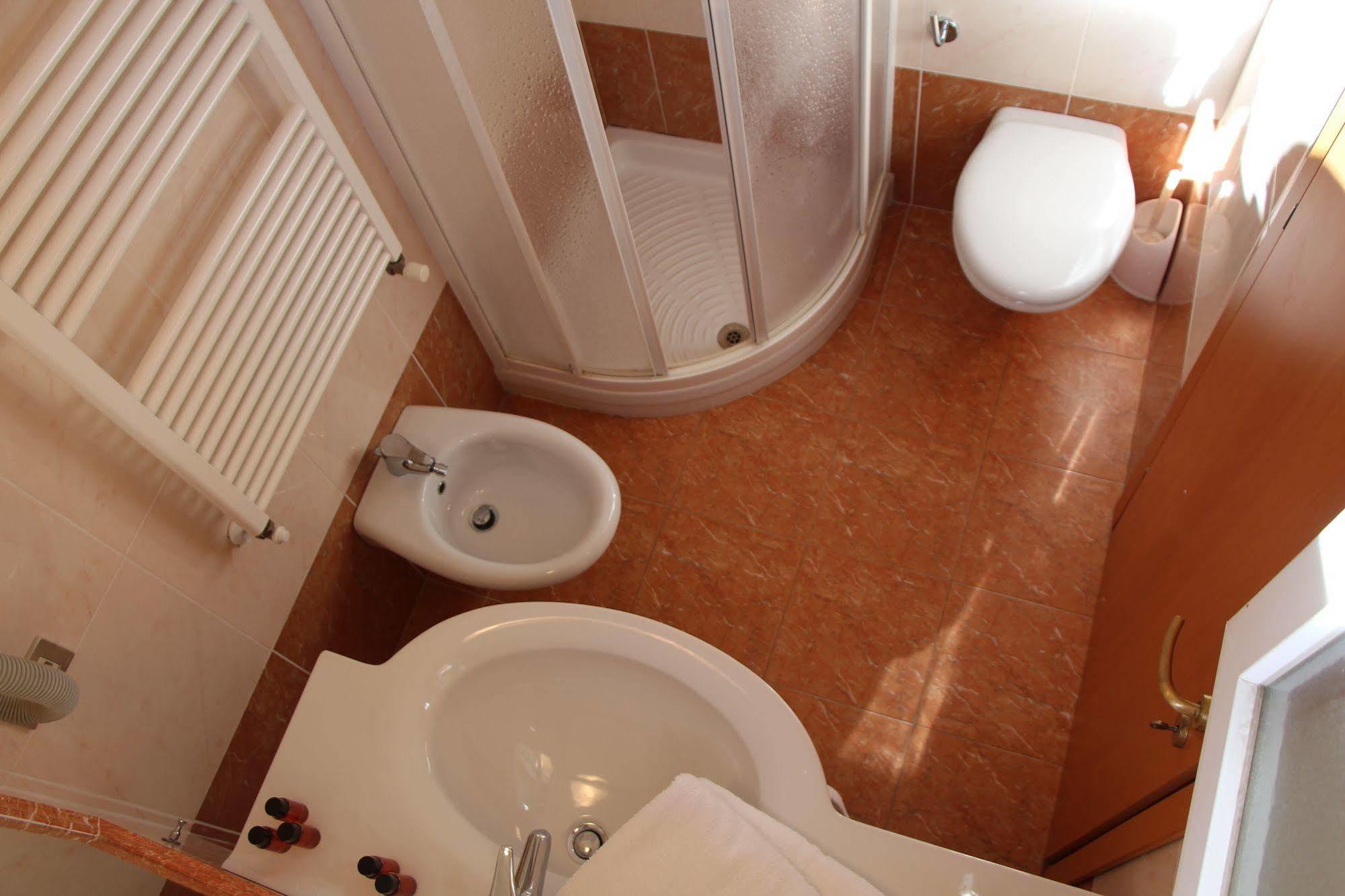 Hotel Antares Cattolica Extérieur photo